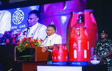 नेपाल ग्याँसले ल्यायो आगलागीमा पनि नपड्कने कम्पोजिट सिलिण्डर