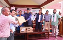 १८ सामुदायिक विद्यालयलाई सूचना प्रविधिका डिजिटल उपकरण वितरण