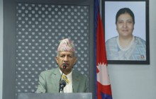 सरकारको सर्वत्र आलोचनापछि विद्युतीय सवारीको अन्तशुल्क घट्यो