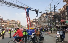 इन्टरनेट तथा केबुलका अव्यस्थित तार हटाउन निर्देशन