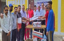 संघद्धारा विद्यालयलाई विद्युतीय सामग्री वितरण