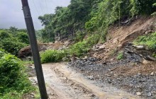 पहिरोले बेनिघाट–आरुघाट सडकखण्ड पूर्णरुपमा अवरुद्ध