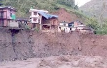 आठबीसकोट बाढीः पुरिएका तीन बालिकाको शव निकालियो, बेपत्ता एकको खोजी जारी