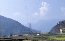 प्राधिकरणद्धारा पृथ्वी राजमार्गको क्षेत्रमा प्रसारण लाइन सुधारको कामलाई तीव्रता